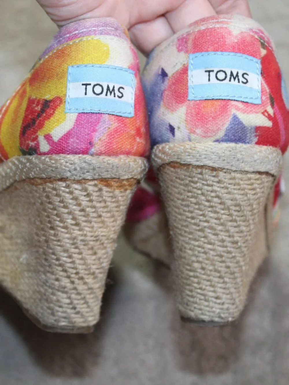 Toms Women's 5.5 Floral Canvas 3